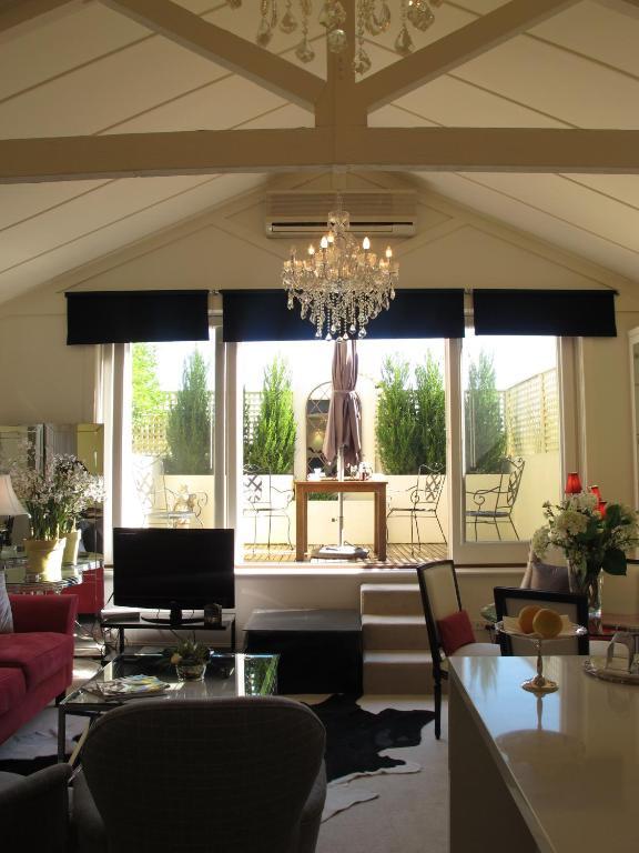 Andre'S Mews Aparthotel เมลเบิร์น ห้อง รูปภาพ