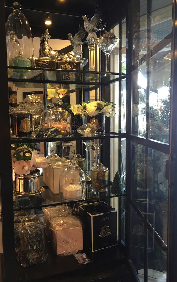 Andre'S Mews Aparthotel เมลเบิร์น ภายนอก รูปภาพ