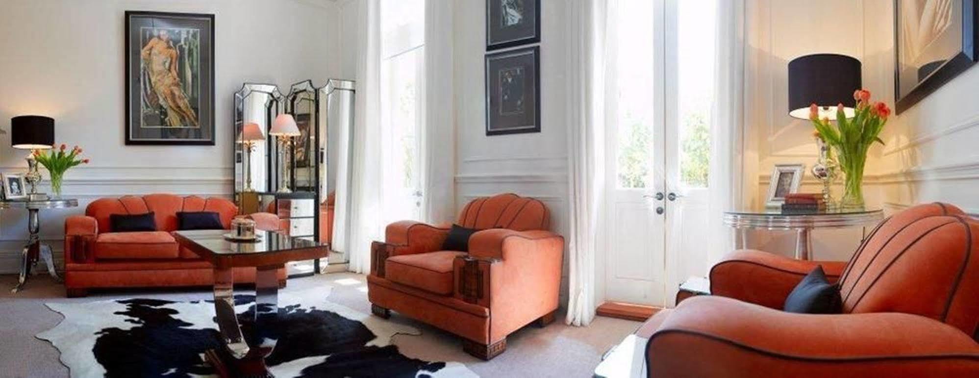 Andre'S Mews Aparthotel เมลเบิร์น ภายนอก รูปภาพ